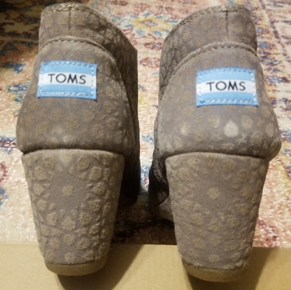 Tom's wedge booties - Picture 6 of 7